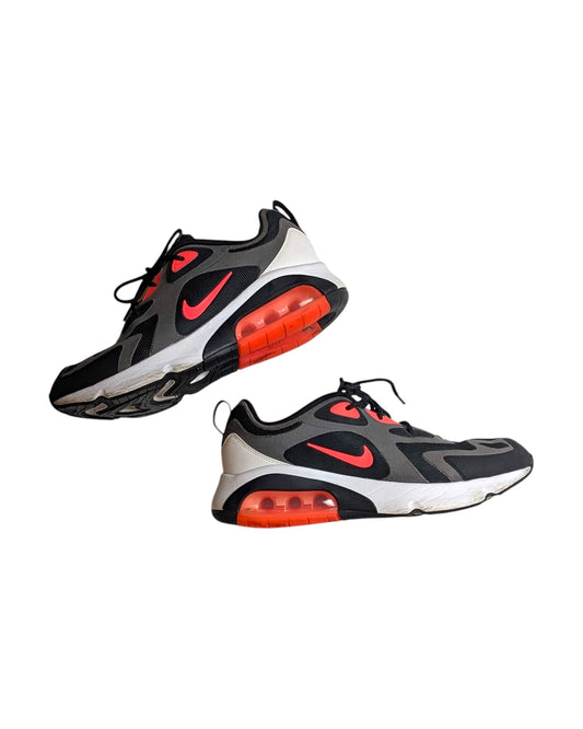 Nike Air Max 200 laser crimson (8.5)
